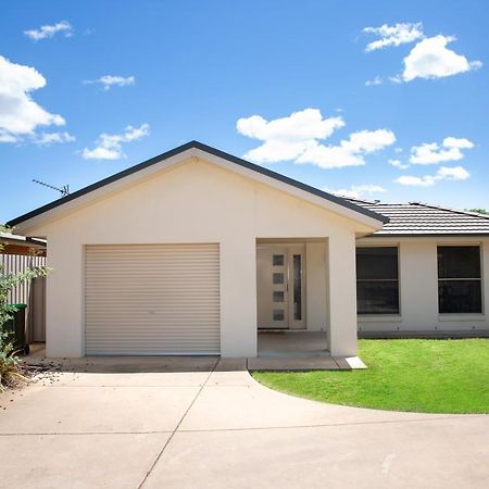 Lovely 3 Bed, 2 Bath In The City Centre Villa Wagga Wagga Exterior foto